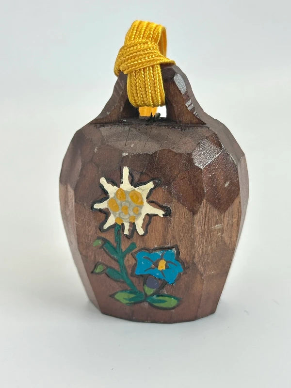 CB027 - Cloche japonaise vintage en bois Dorei