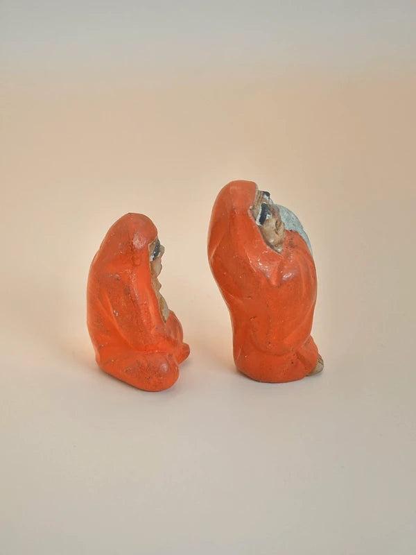 FT137 - Vintage Daruma figurines set