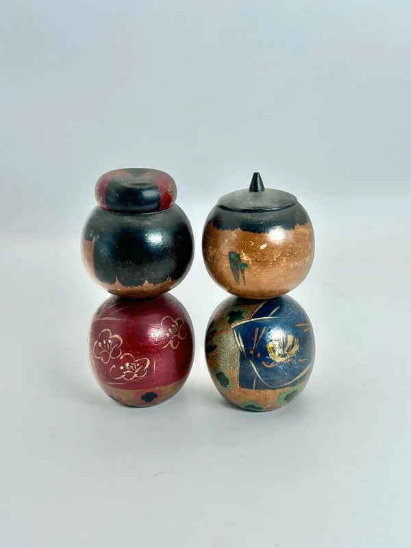 K10125 - Pair of Vintage Donko koeshi dolls