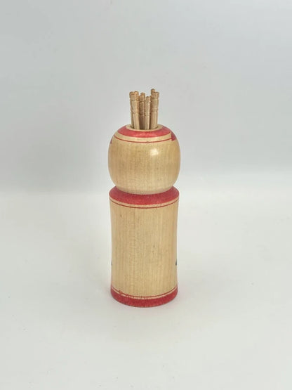 K10077 - Porte-cure-dents Naruko Kokeshi