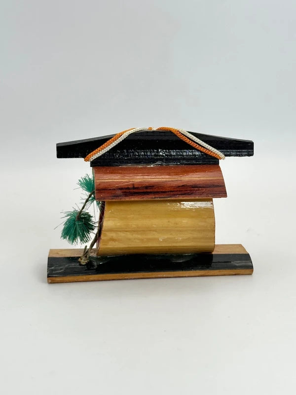 FT138 - Nikko omiyage artisanat folklorique kokeshi Kago 日光