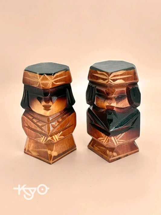 K10023 - Paire de poupées Sosaku Kokeshi – Ensemble couple Ainu