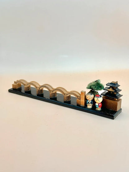 FT153 - Kokeshi omiyage vintage de Kintaikyō