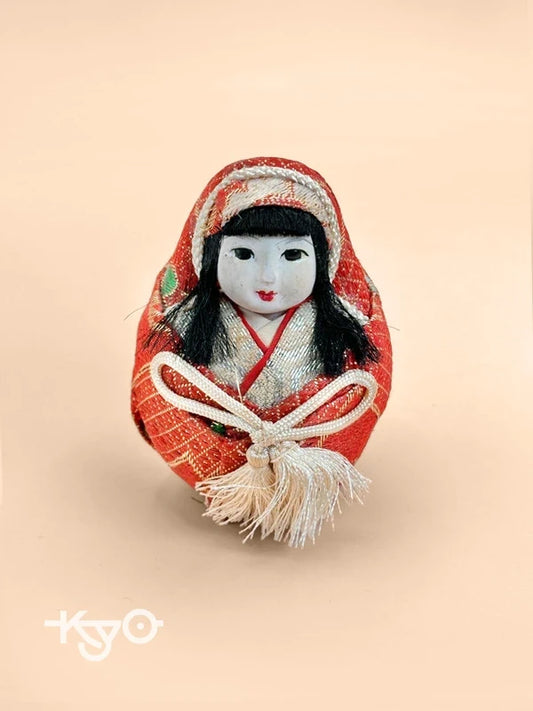 FT157 - Jouet folk vintage japonais Hime Daruma