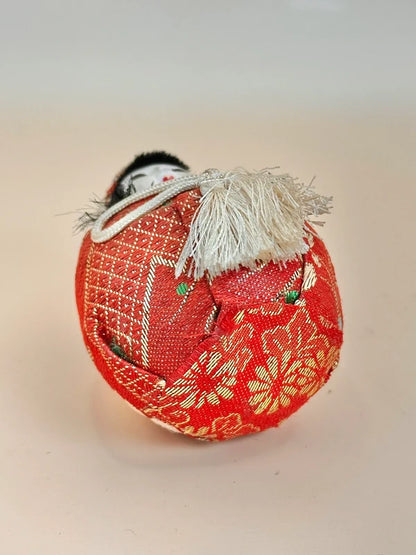 FT157 - Jouet folk vintage japonais Hime Daruma