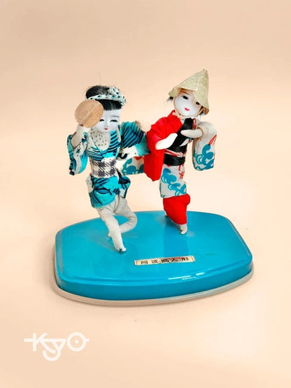 FT159 - Paire de poupées folkloriques Awa Odori vintage
