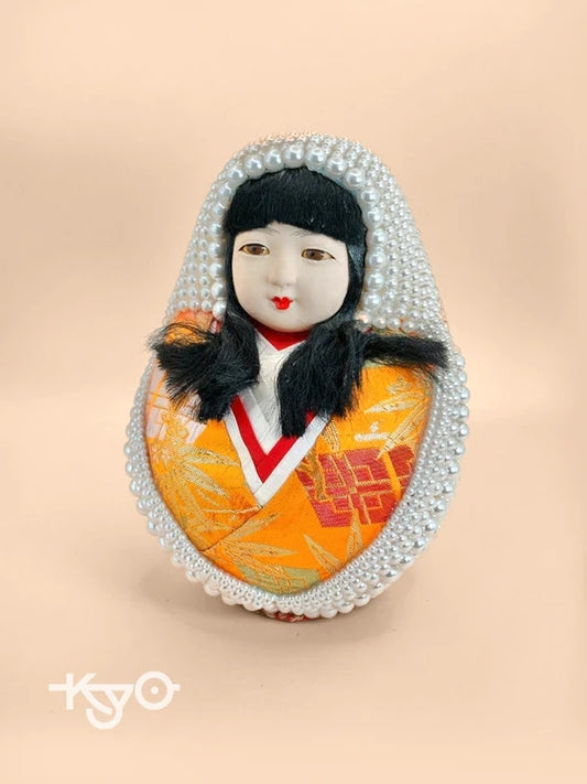 FT164 - Poupée Hime Daruma vintage RARE