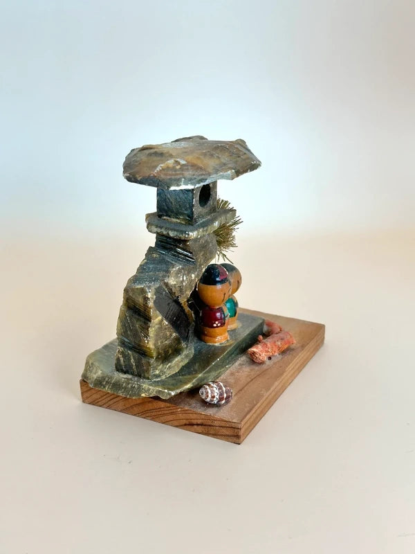 FT174 - Kokeshi omiyage en pierre vintage Okutama 奥多摩