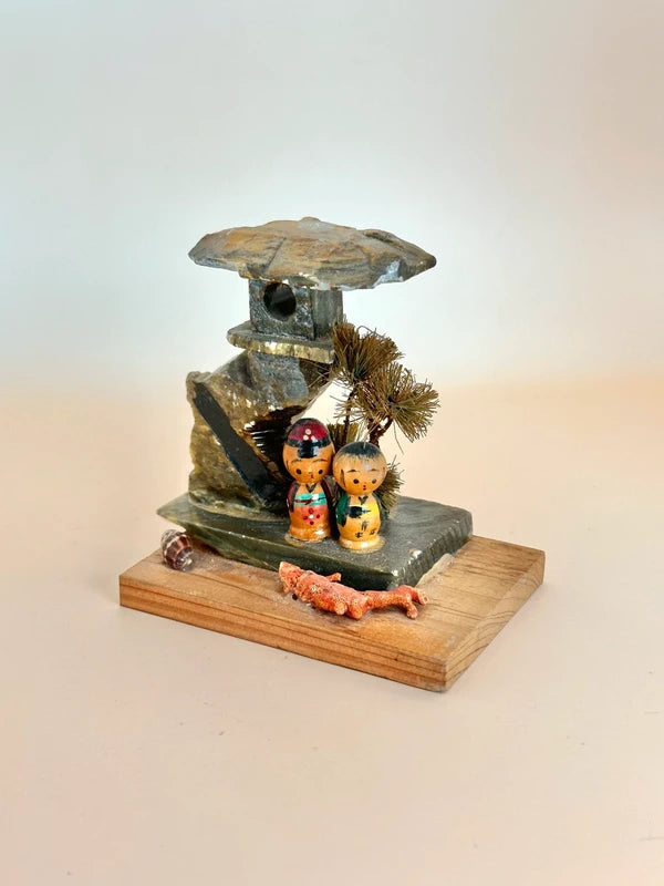 FT174 - Kokeshi omiyage en pierre vintage Okutama 奥多摩