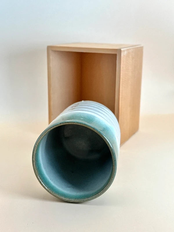 TB14 - Tasse à thé vert Ueno-yaki fabriquée à la main