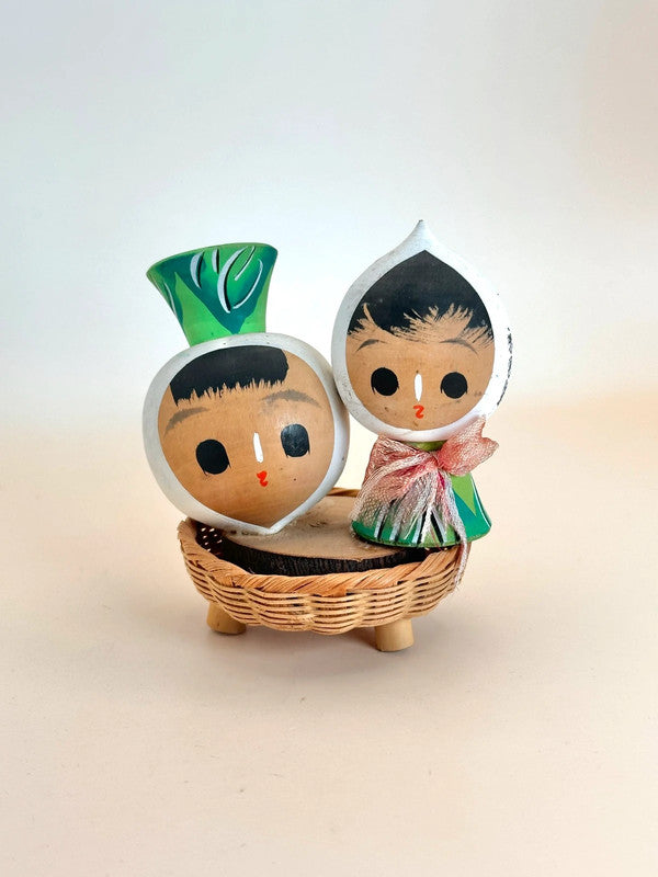 K10132 - Omiyage Daikon kokeshi from Kagoshima