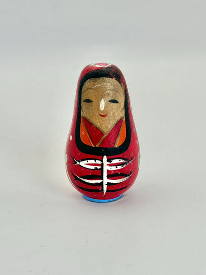 FT1280 - Vintage Okiagari Kobōshi daruma doll