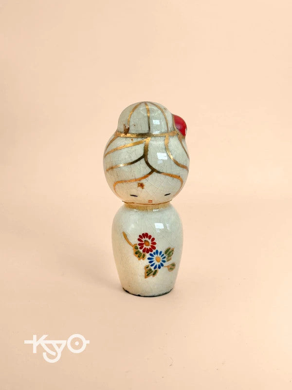 K10130 - RARE Satsuma-yaki sosaku kokeshi 薩摩焼