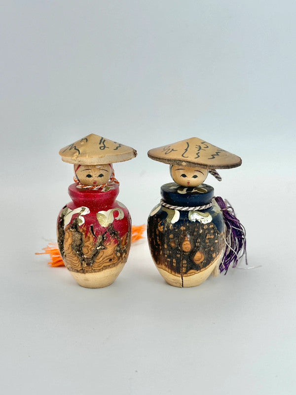 K05015 - Omiyage onsen souvenir kokeshi doll
