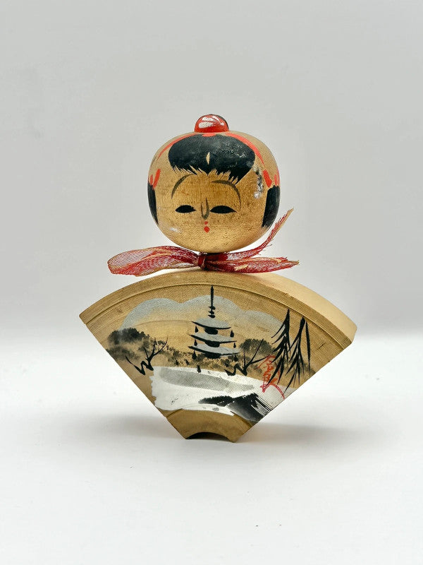 K10034 - Vintage Japanese kokeshi doll