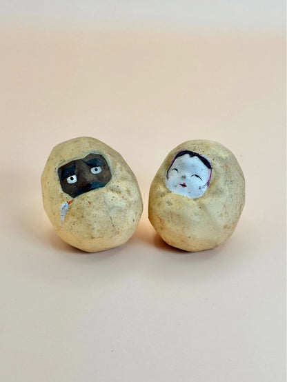 K05037 - Ceramic Daruma Doll set