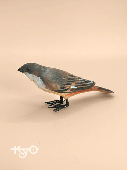 FT152 - Wooden sparrow folk craft