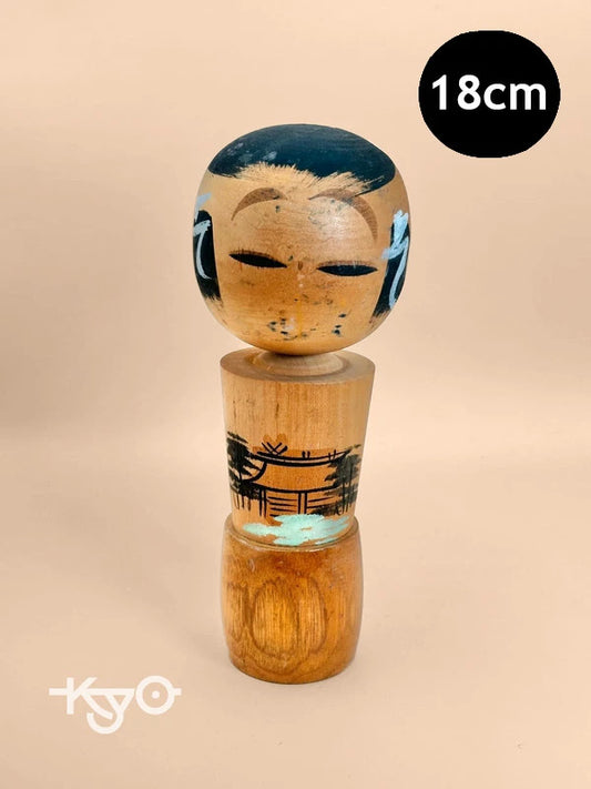 K18091 - Omiyage Onsen kokeshi doll