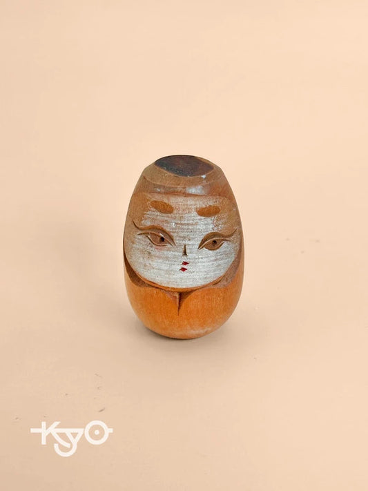 K05041 - Vintage wooden Daruma doll