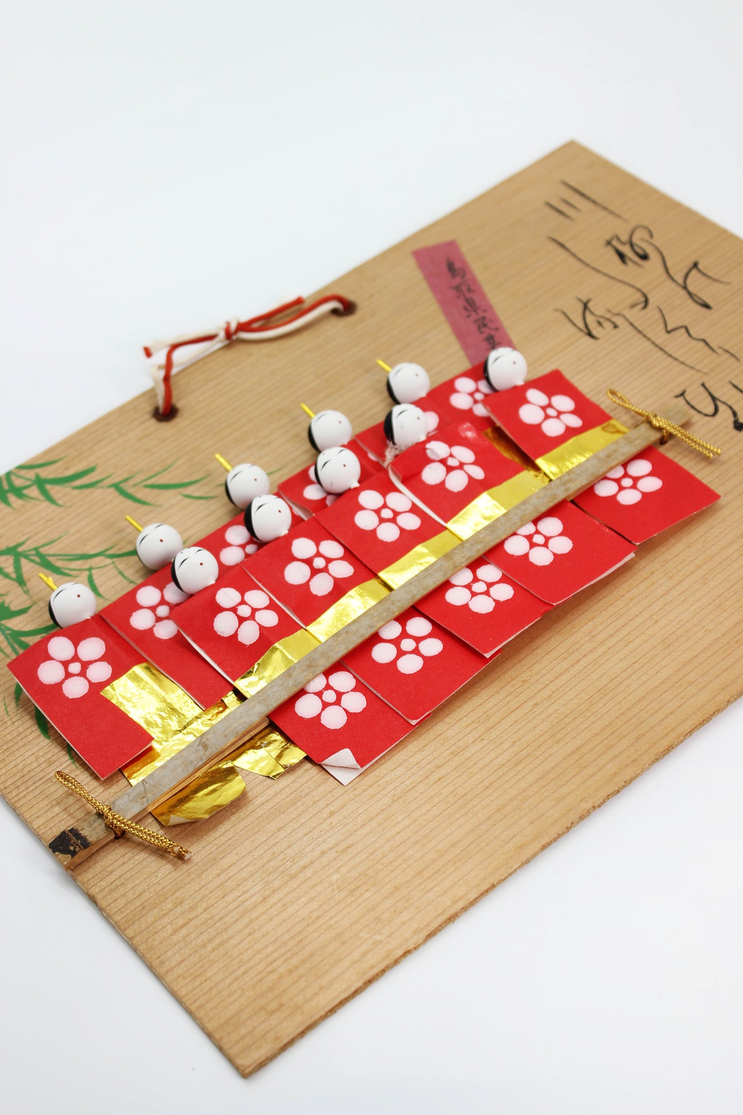 FT497 - Vintage Japanese Folk Craft – Nagashi-bina 流し雛