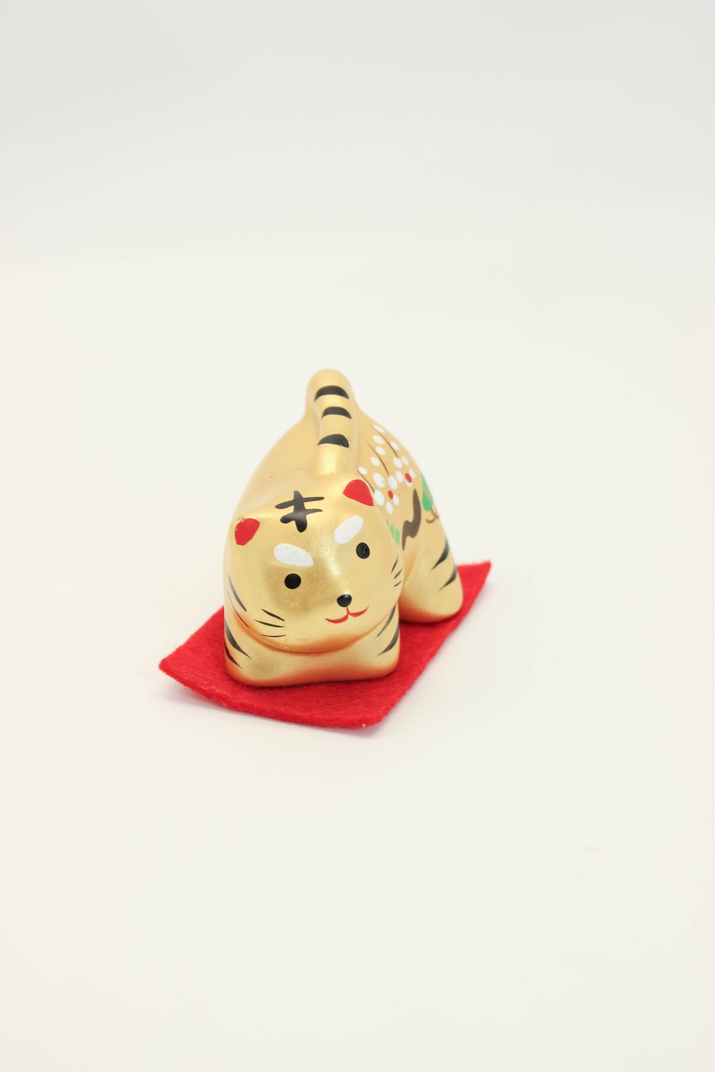 FT502 - Yakushigama Tiger Eto Figurine 薬師窯