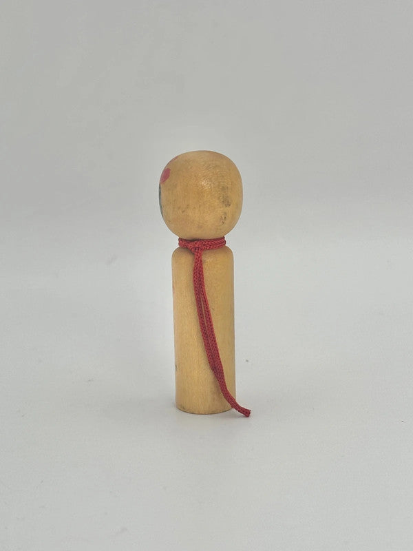 K05013 - Traditional mini kokeshi