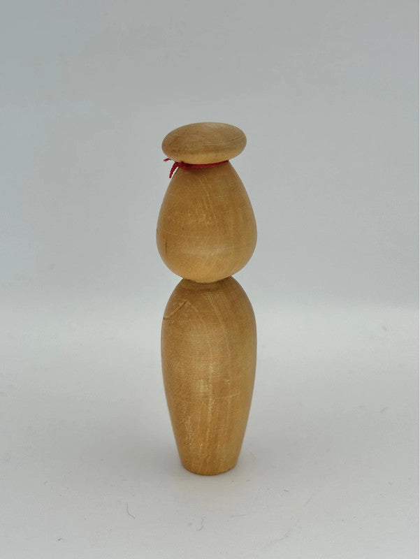 K10012 - Small Kannon kokeshi vintage doll