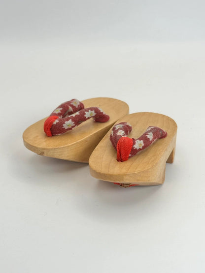 FT111 - Vintage Japanese folktoy geta