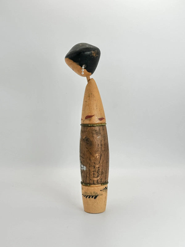 K20075 - Vintage sosaku kokeshi doll