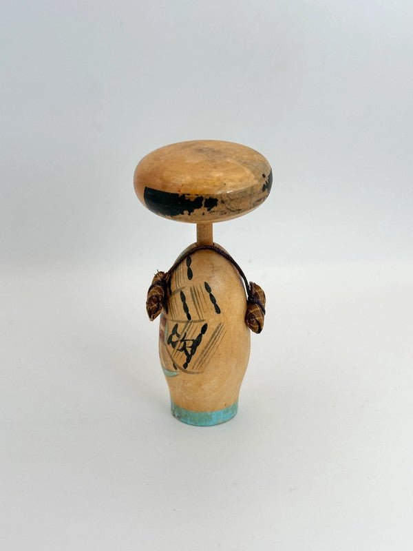 K10085 - Vintage omiyage kokeshi doll