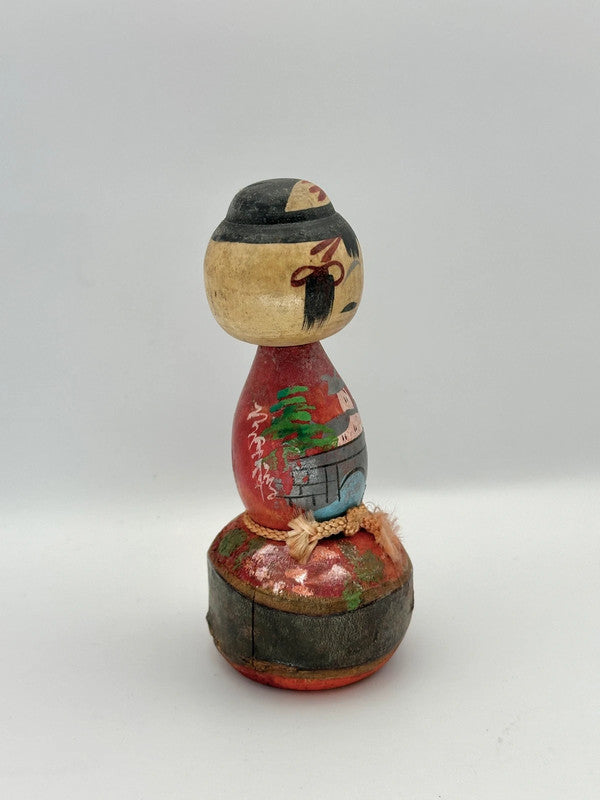 K10005 - Omiyage onsen souvenir kokeshi doll