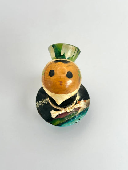 K05025 - Folktoy kokeshi daikon