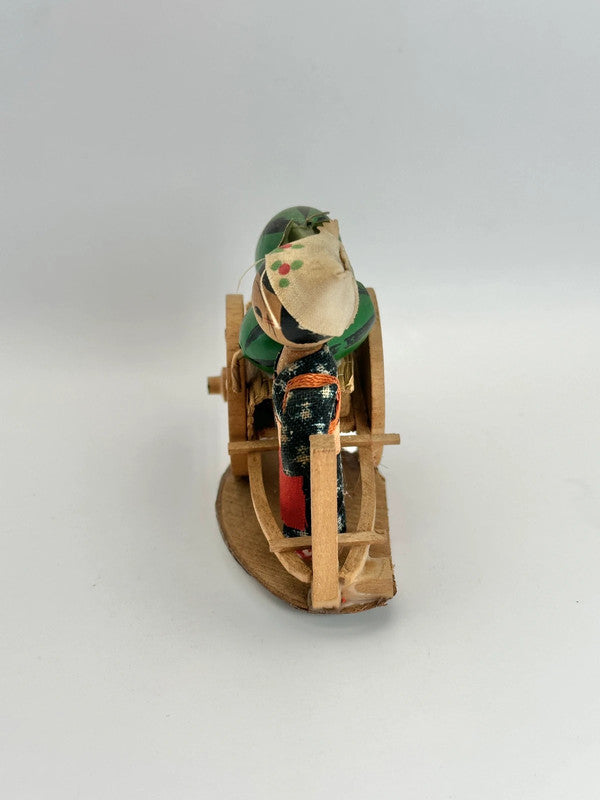 FT76 - Vintage Omiyage doll Japanese