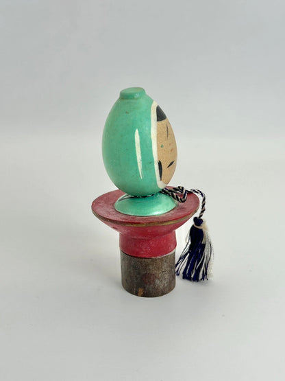 K10088 - Vintage sosaku kokeshi doll