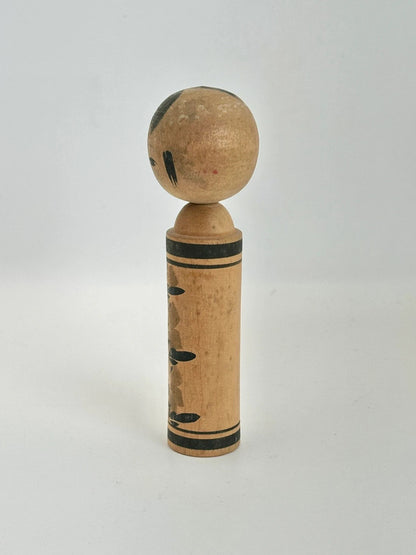 K10101 - Vintage Monochrome kokeshi doll