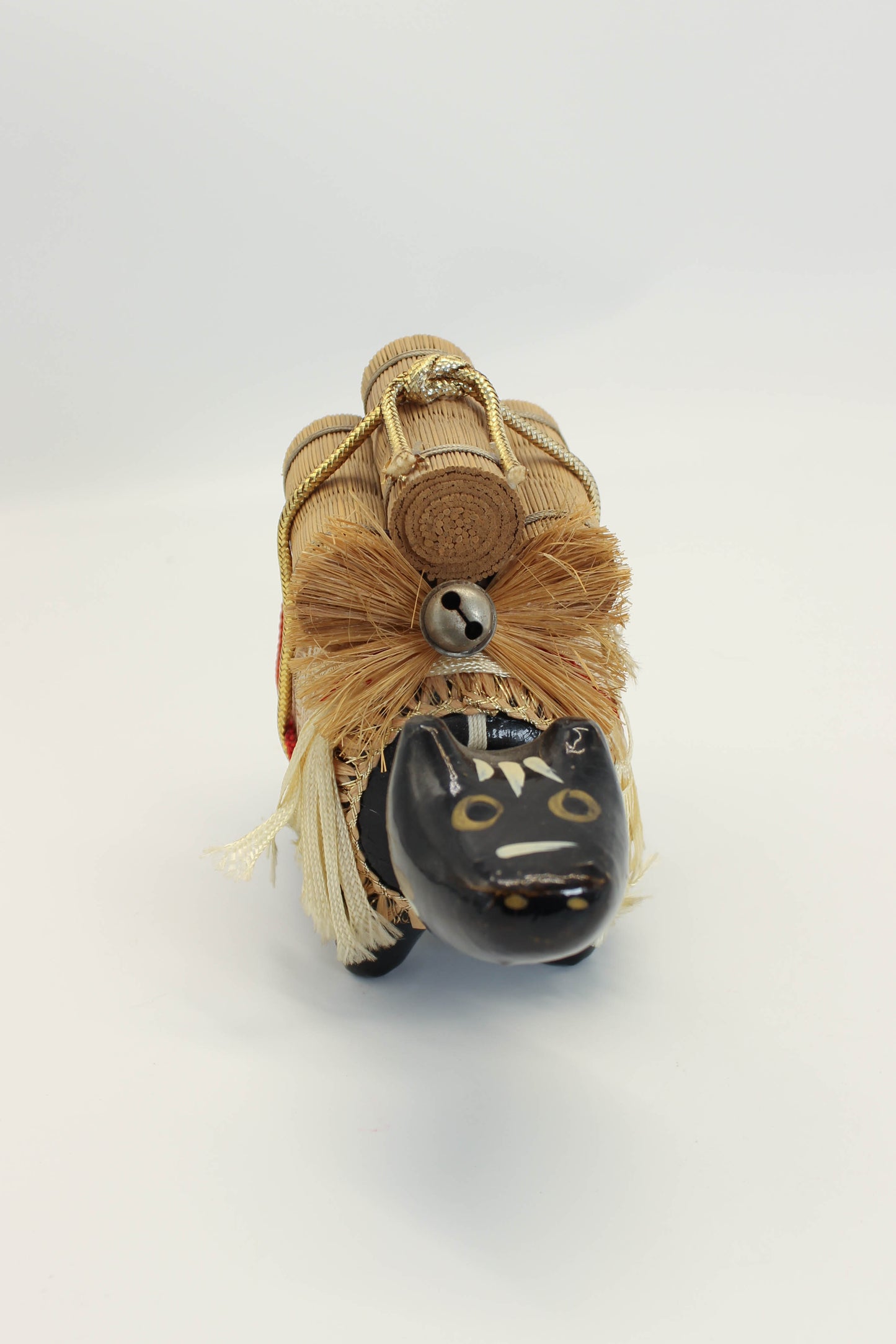 FT504 - Black Bobble-Head Lucky Ox Kurobeko 黒べこ