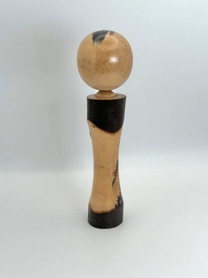 K18053 - Omiyage Onsen souvenir kokeshi doll