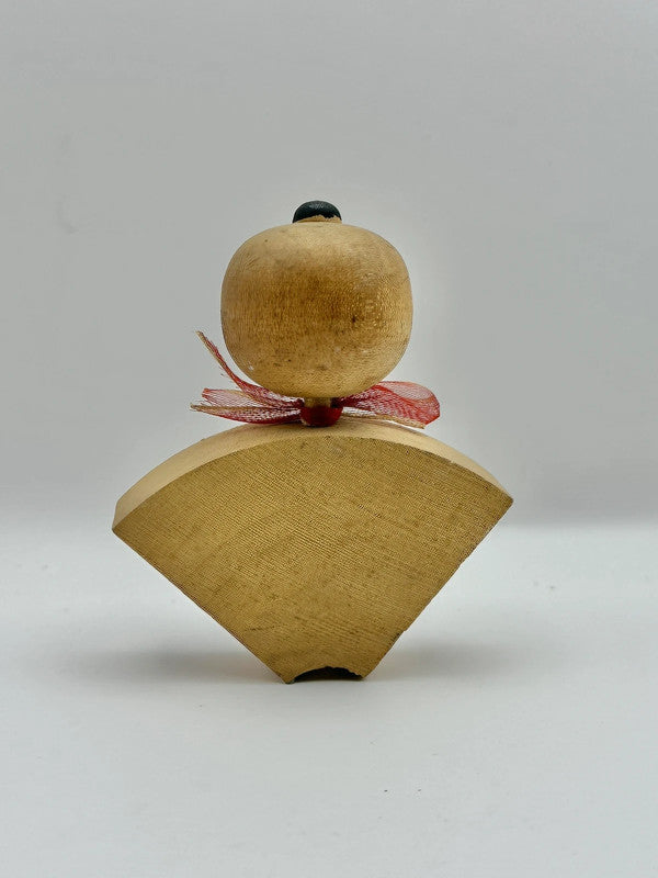 K10034 - Vintage Japanese kokeshi doll