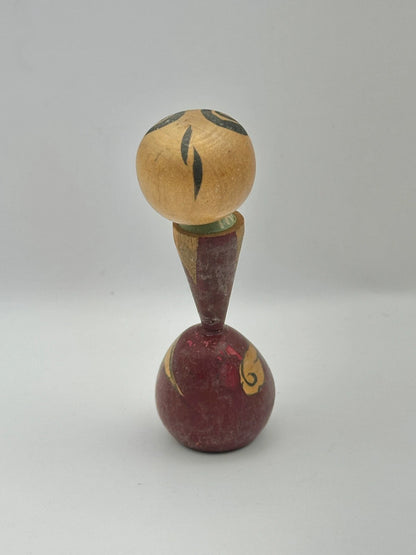 K10016 - Vintage Japanese kokeshi doll