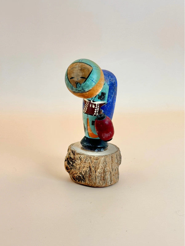 K10126 - Vintage omiyage Lantern Bearer kokeshi
