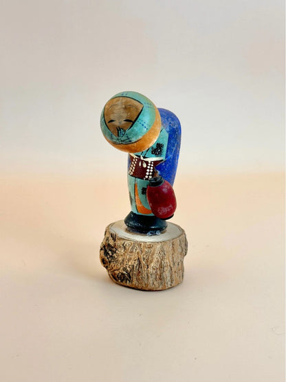 K10126 - Vintage omiyage Lantern Bearer kokeshi