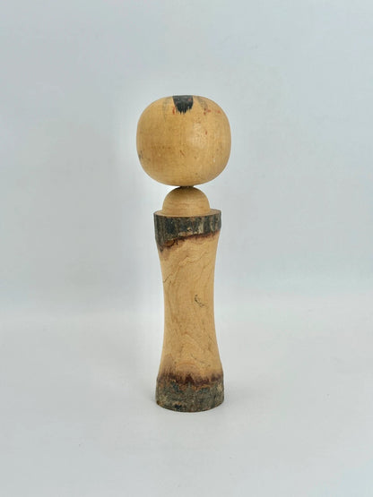 K15060 - Vintage omiyage kokeshi doll