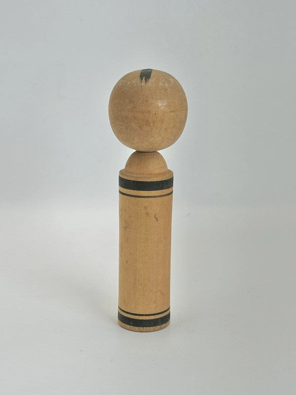 K10101 - Vintage Monochrome kokeshi doll