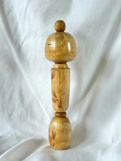 Vintage Japanese Sosaku Kokeshi doll by Kishi Sadao 岸貞男