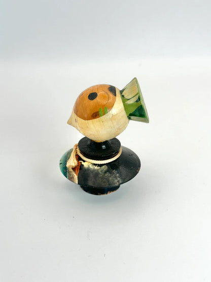 K05025 - Folktoy kokeshi daikon