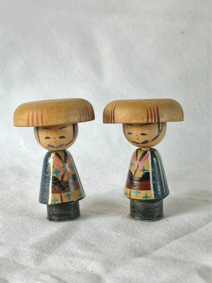 SK015 - Kokeshi Wooden Doll Fishermen