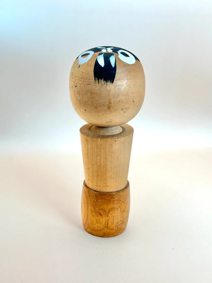 K18091 - Omiyage Onsen kokeshi doll