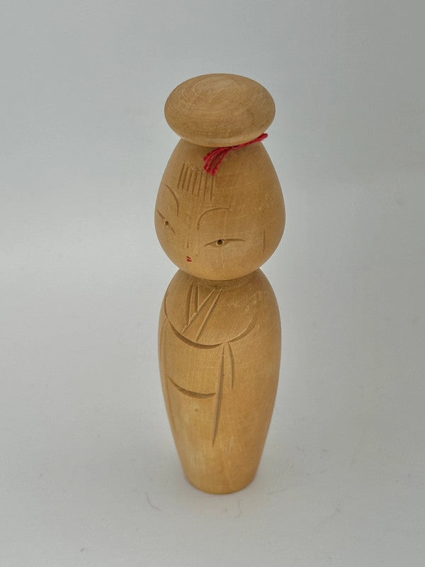 K10012 - Small Kannon kokeshi vintage doll