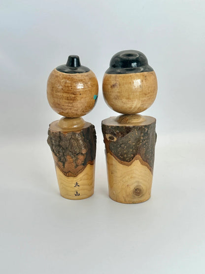K15063 - Vintage onsen omiyage kokeshi doll
