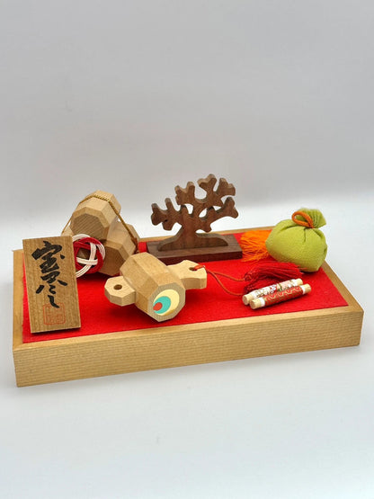 FT38 - Décoration porte-bonheur en bois